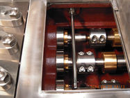 อุตสาหกรรมไฟฟ้าสองขั้นตอนกล่องเกียร์นม homogenizer เครื่อง 3000L / H 22 กิโลวัตต์